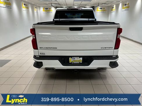 Used 2020 Chevrolet Silverado 1500 Custom w/ Custom Convenience Package image 17