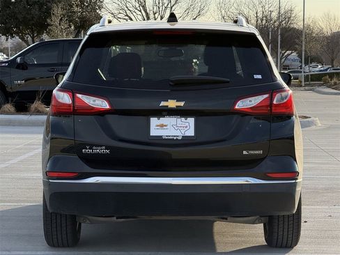 Used 2018 Chevrolet Equinox Premier image 5