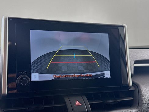 Used 2024 Toyota RAV4 XLE image 23
