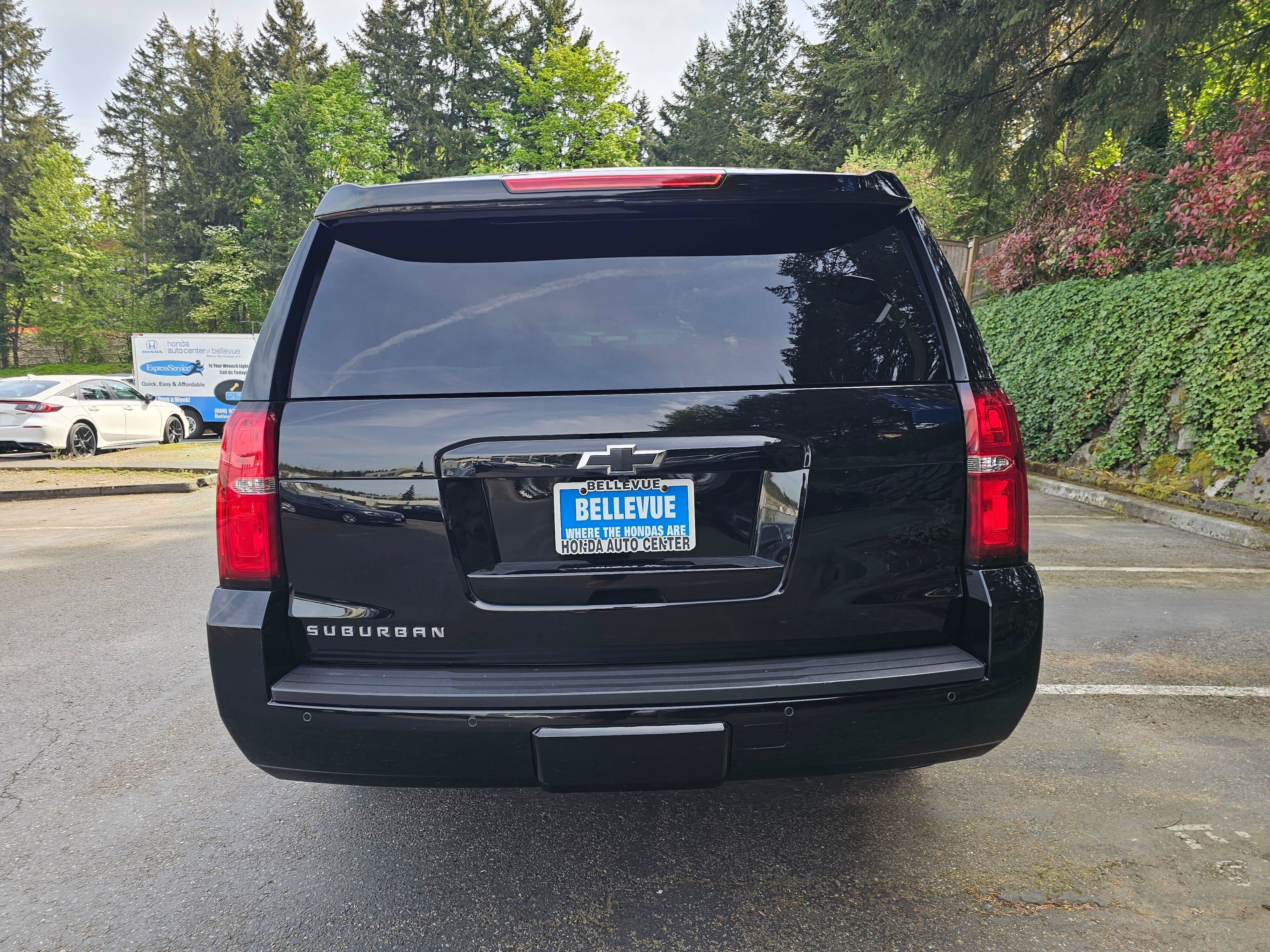 Used 2015 Chevrolet Suburban LT AWD/4WD image 6