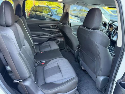 Used 2025 Subaru Ascent Premium AWD/4WD image 16