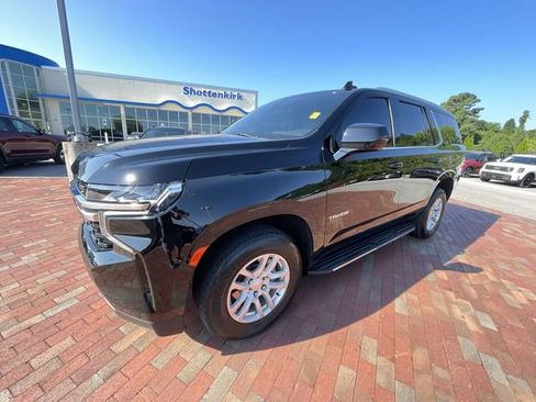 Used 2021 Chevrolet Tahoe LS w/ Driver Alert Package RWD image 27