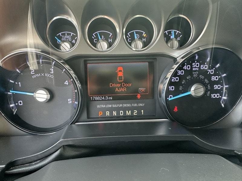 Used 2015 Ford F250 Lariat w/ Lariat Ultimate Package AWD/4WD image 13