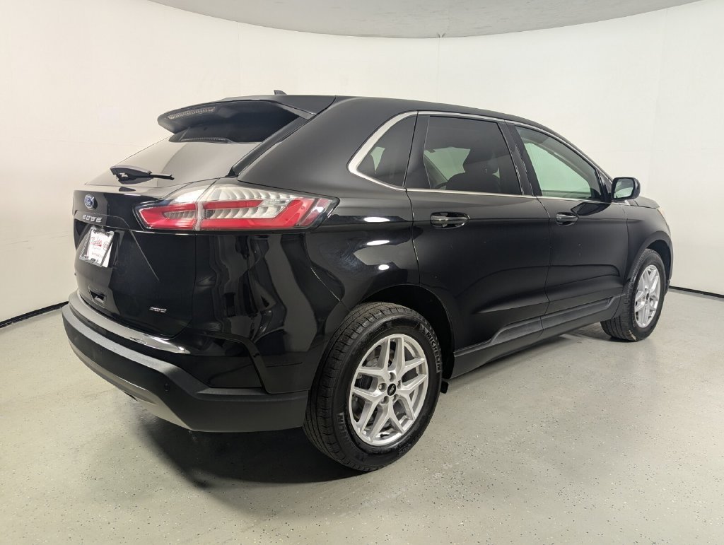 Used 2024 Ford Edge SEL AWD/4WD image 8