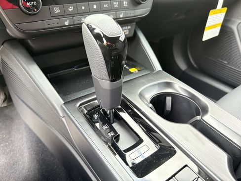 New 2026 Subaru Outback Limited AWD/4WD image 33