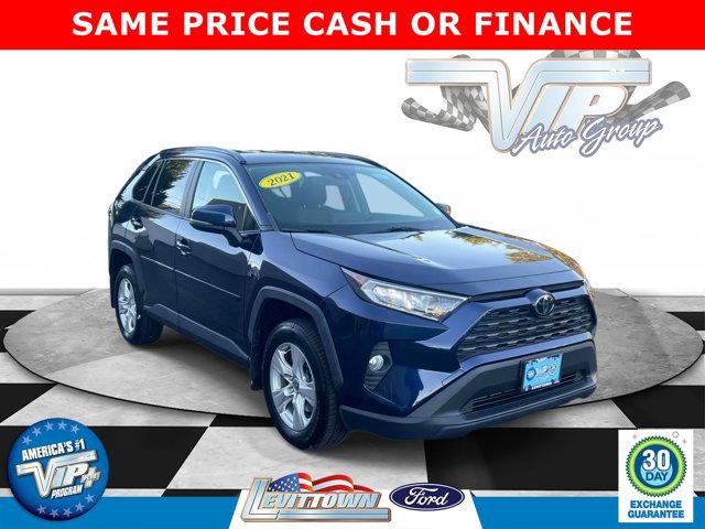 Used 2021 Toyota RAV4 XLE AWD/4WD image 1