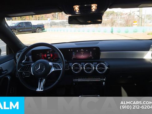 Used 2025 Mercedes-Benz CLA 250 4MATIC image 21