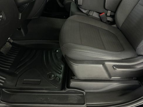 Used 2020 Chevrolet Silverado 1500 LT image 48