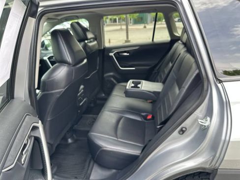 Used 2021 Toyota RAV4 Limited AWD/4WD image 22