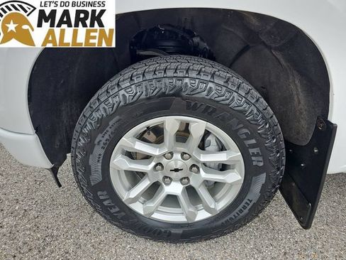 Used 2024 Chevrolet Silverado 1500 RST AWD/4WD image 32