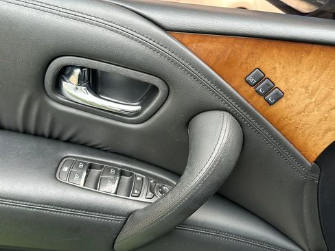 Used 2014 INFINITI QX80 4WD image 44