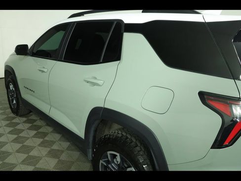 Certified 2025 Chevrolet Equinox ACTIV w/ Safety and Technology Package AWD/4WD image 19