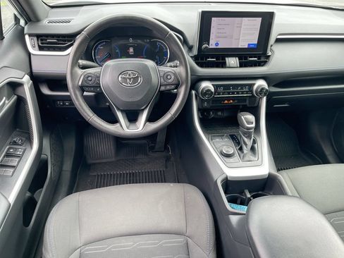 Certified 2023 Toyota RAV4 SE AWD/4WD image 9