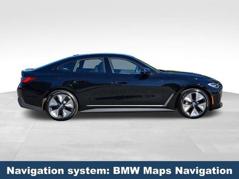 Used 2023 BMW i4 eDrive35 w/ Premium Package image 9
