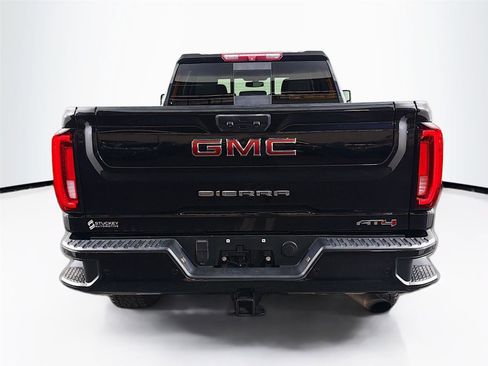 Used 2022 GMC Sierra 2500 AT4 w/ AT4 Preferred Package AWD/4WD image 6