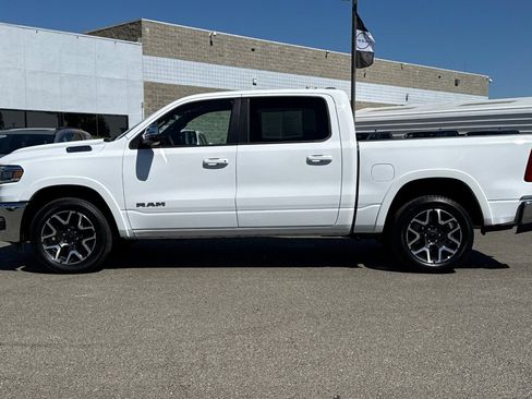 Used 2025 RAM 1500 Laramie AWD/4WD image 10