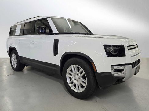 Used 2025 Land Rover Defender 130 S AWD/4WD image 7