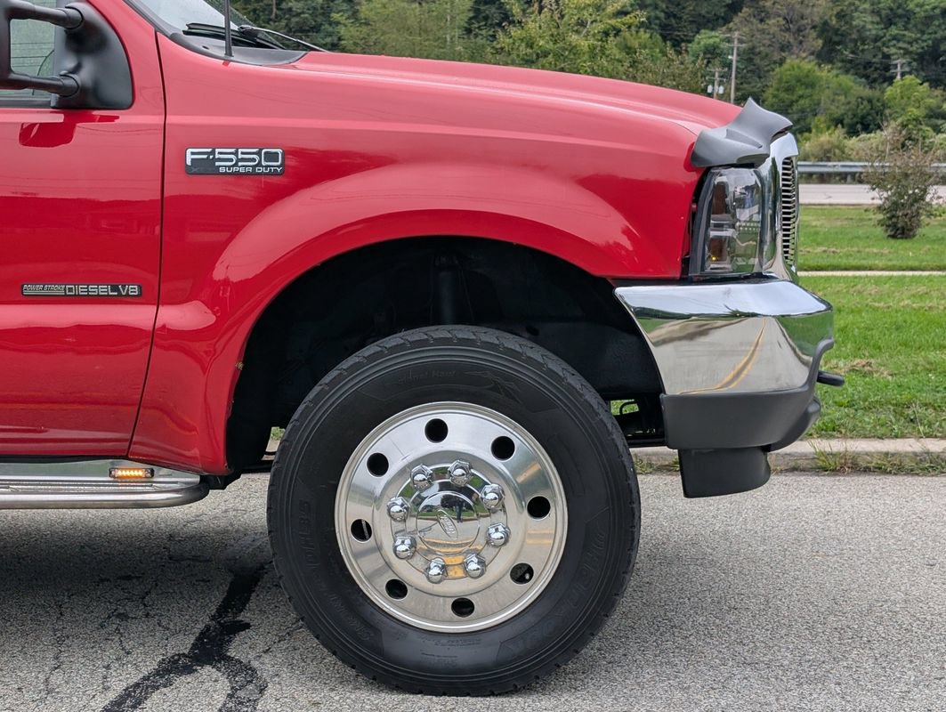 Used 2001 Ford F550 2WD Crew Cab Super Duty image 23