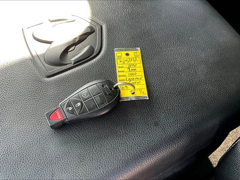 Used 2016 RAM 1500 Laramie image 37