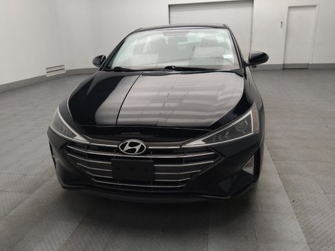 Used 2019 Hyundai Elantra SE image 15
