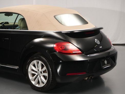 Used 2013 Volkswagen Beetle TDI FWD image 20