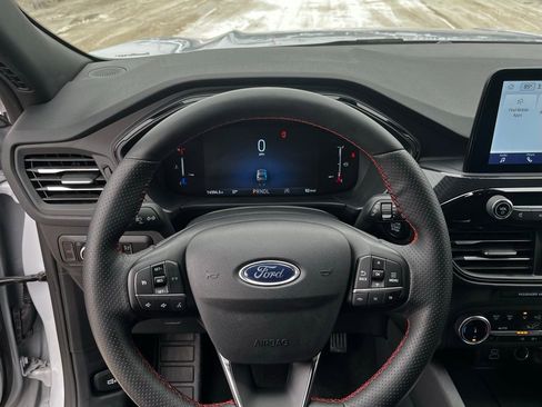 Used 2025 Ford Escape ST-Line Select image 22