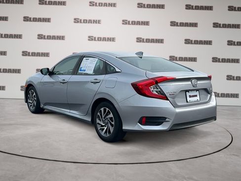 Used 2017 Honda Civic EX image 3