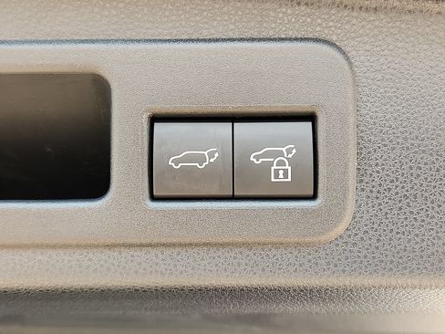 Used 2026 Toyota 4Runner TRD Off-Road Premium w/ Tow Technology Package AWD/4WD image 9