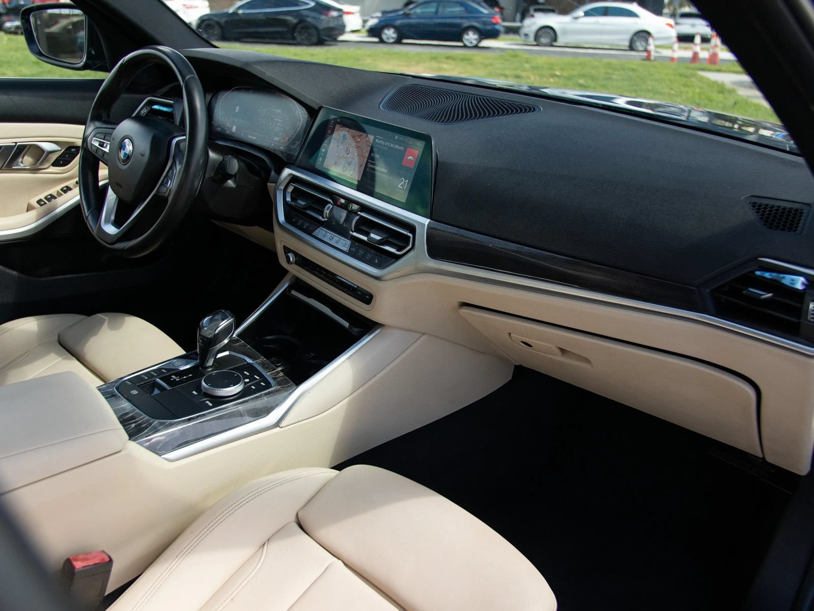 Used 2020 BMW 330i xDrive Sedan w/ Convenience Package AWD/4WD image 24