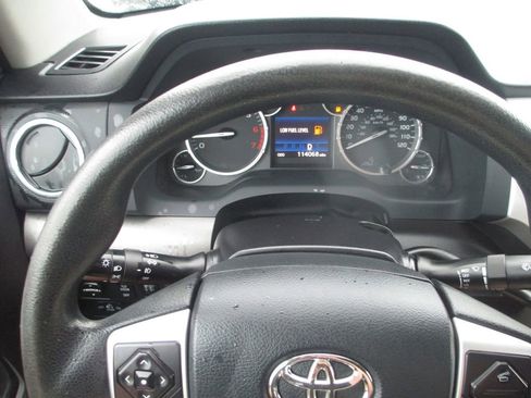 Used 2014 Toyota Tundra SR5 AWD/4WD image 27
