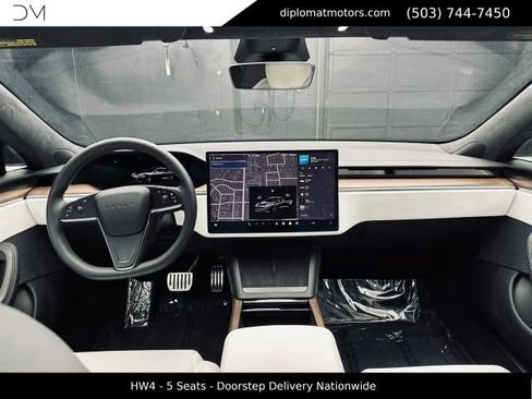 Used 2025 Tesla Model S AWD/4WD image 19