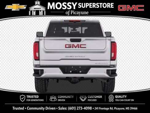 Used 2022 GMC Sierra 3500 Denali AWD/4WD image 9