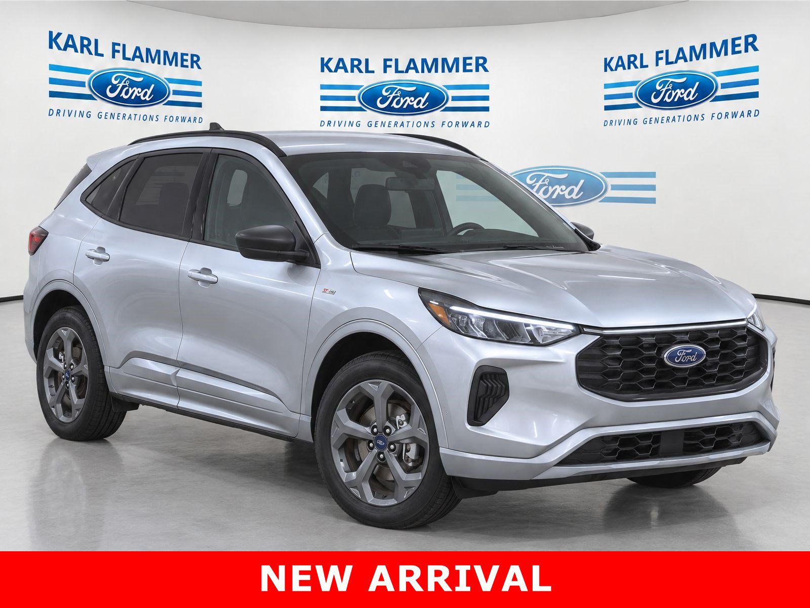 Used 2023 Ford Escape ST-Line w/ Tech Pack #1 AWD/4WD image 1