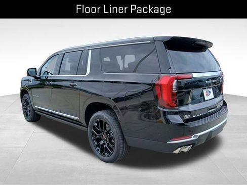 New 2026 GMC Yukon XL Denali w/ Sun & Power Step Package AWD/4WD image 3