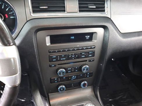 Used 2014 Ford Mustang Coupe image 15