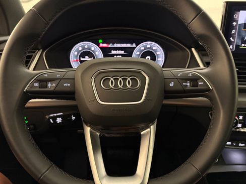 Used 2025 Audi Q5 2.0T Premium w/ Convenience Plus Package image 17