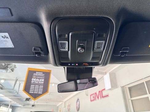 Certified 2025 Chevrolet Tahoe LT image 28