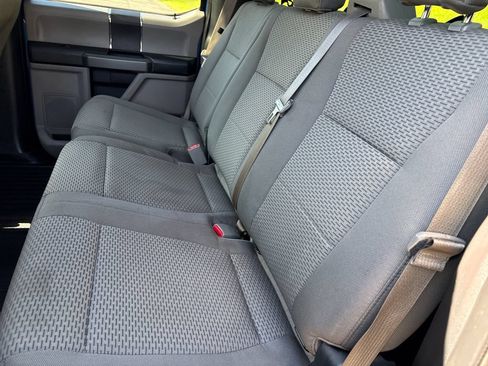 Used 2016 Ford F150 XLT AWD/4WD image 12