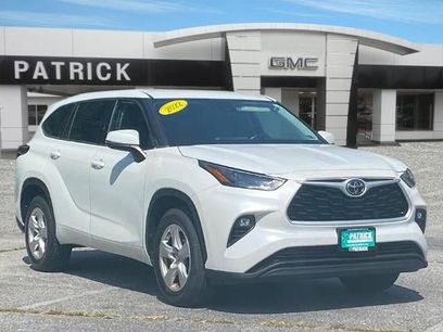 Used 2022 Toyota Highlander LE