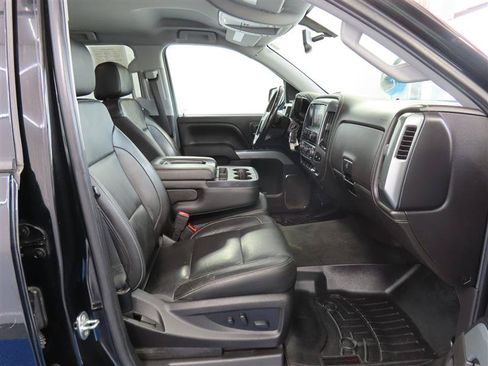 Used 2018 Chevrolet Silverado 1500 LTZ Z71 w/ Midnight Edition AWD/4WD image 33