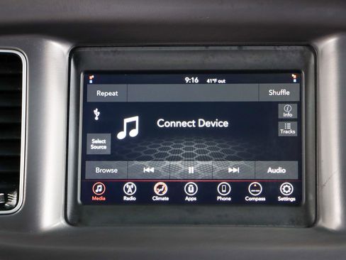 Used 2022 Dodge Charger SXT image 19