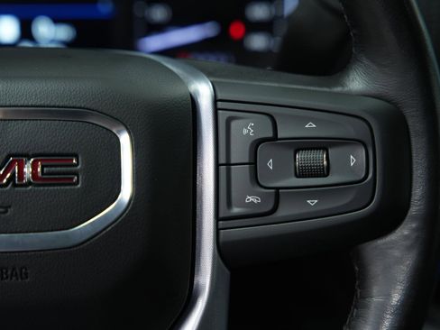 Used 2020 GMC Sierra 1500 SLT w/ SLT Premium Plus Package image 32