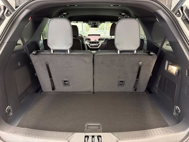 New 2027 Ford Explorer ST-Line w/ Premium Package AWD/4WD image 8