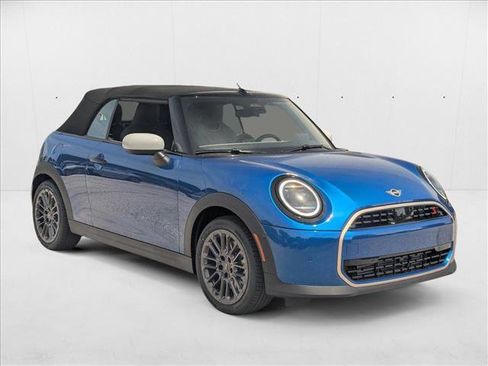 Used 2025 MINI Cooper S image 7