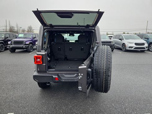 New 2026 Jeep Wrangler Sport S AWD/4WD image 21