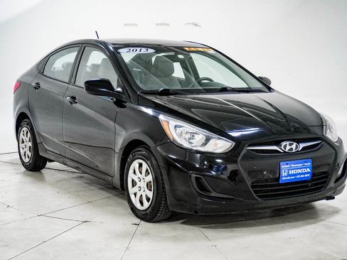 Used 2013 Hyundai Accent GLS image 13