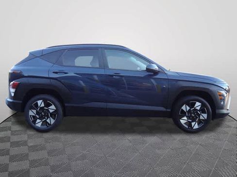 Used 2024 Hyundai Kona SEL AWD/4WD image 4
