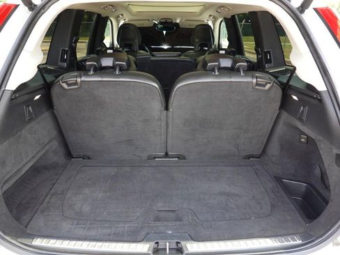 Used 2018 Volvo XC90 T5 Momentum w/ Convenience Package FWD image 24