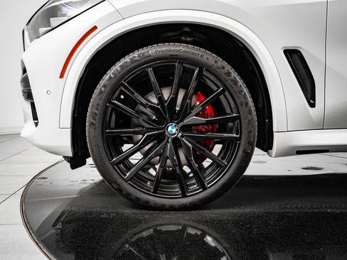 Used 2023 BMW X5 xDrive40i w/ M Sport Package image 13