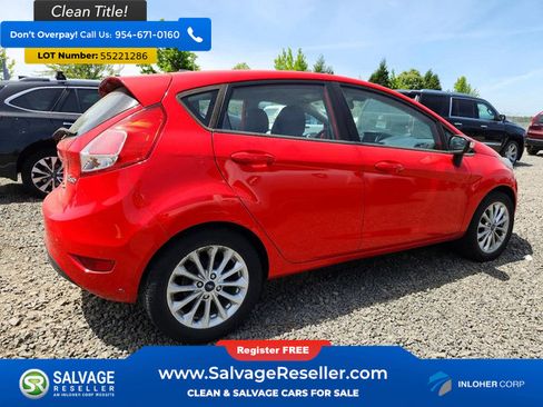 Used 2014 Ford Fiesta SE w/ Equipment Group 201A FWD image 4
